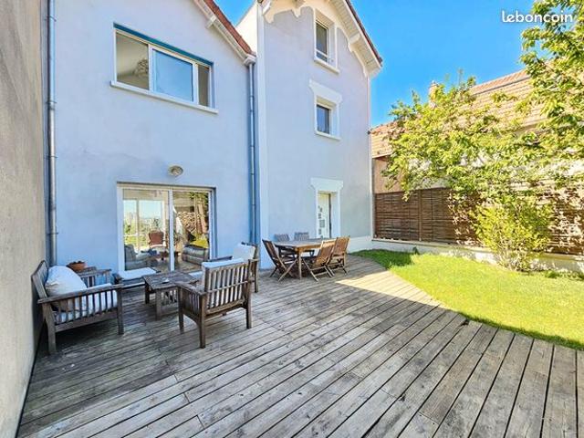 Maison 6 pièces 160 m²