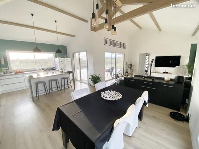 Maison 6 pièces 160 m²