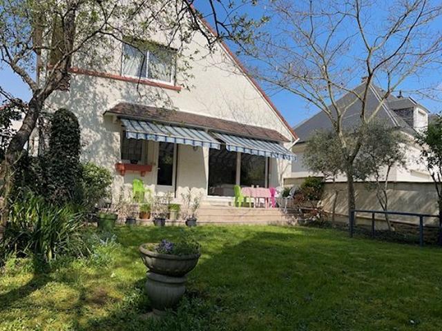 Maison 6 pièces 160 m²