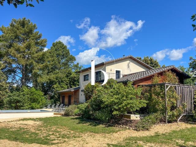Maison 6 pièces 160 m²