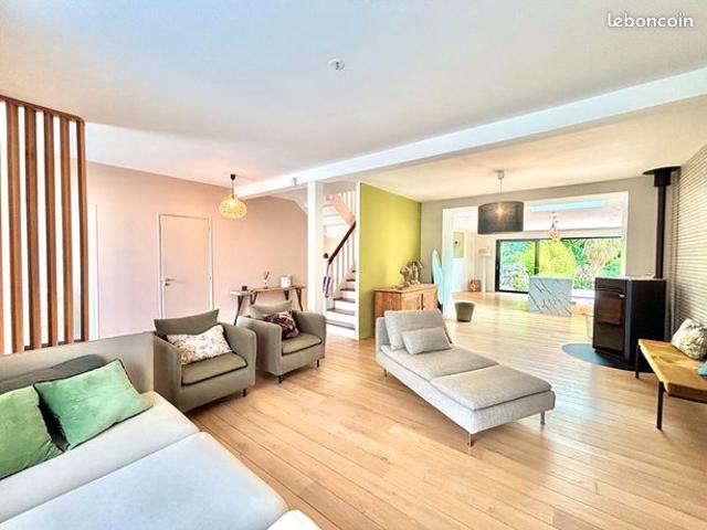 Maison 6 pièces 160 m²