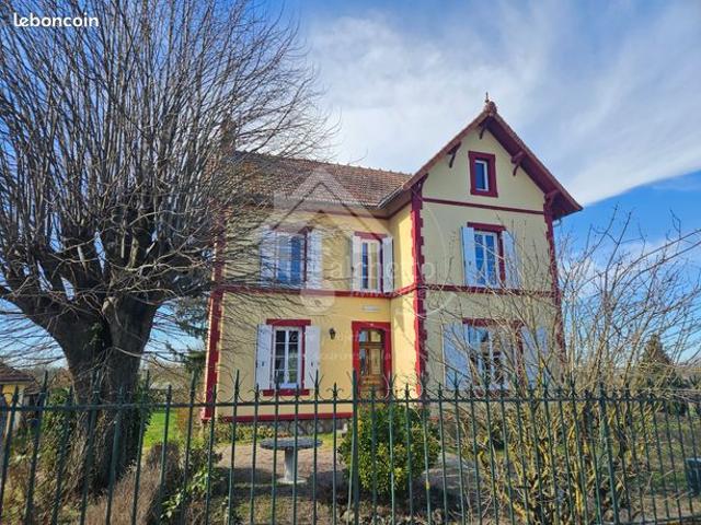 Maison 6 pièces 160 m²