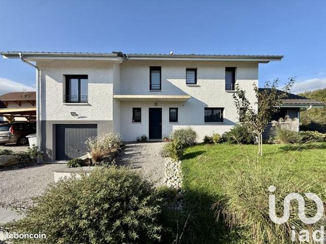 Maison 6 pièces 160 m²