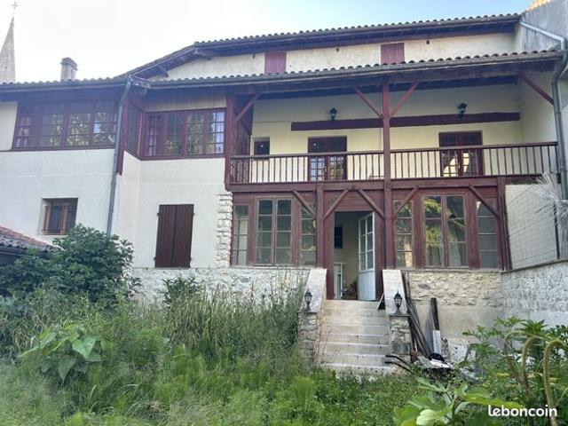 Maison 6 pièces 160 m²