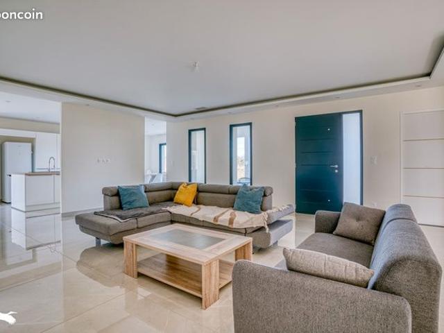 Maison 6 pièces 160 m²