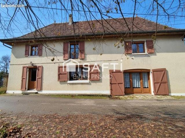 Maison 6 pièces 160 m²
