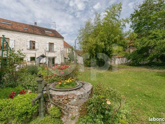 Maison 6 pièces 160 m²