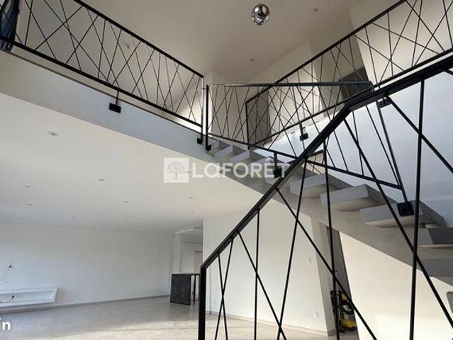 Maison 6 pièces 160 m²