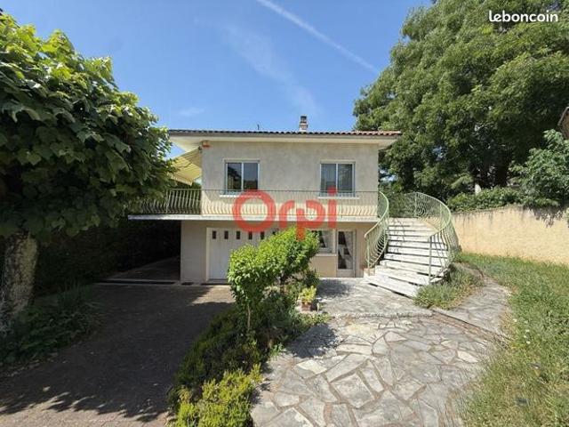 Maison 6 pièces 160 m²