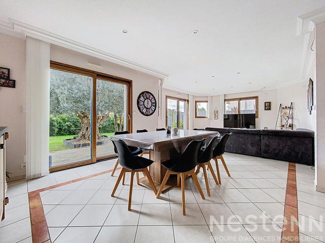 Maison 6 pièces 160 m²