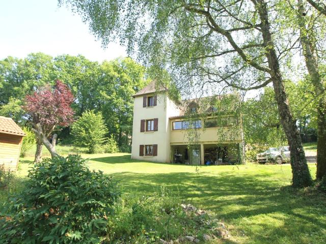 Maison 6 pièces 160 m²