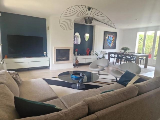 Maison 6 pièces 160 m²