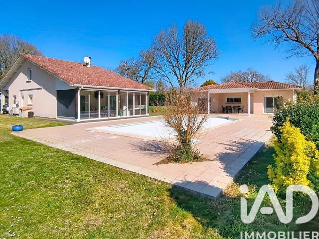 Maison 6 pièces 160 m²