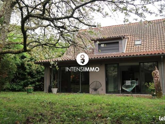 Maison 6 pièces 160 m²