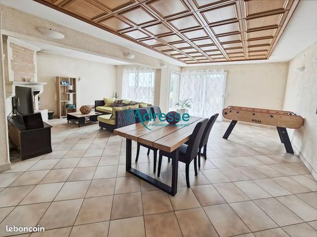 Maison 6 pièces 160 m²