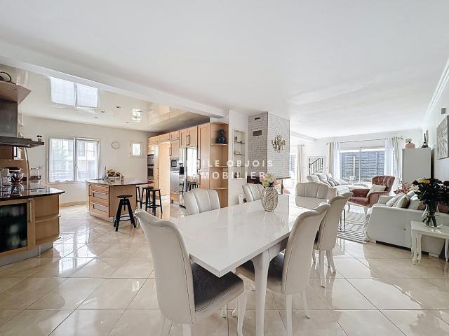 Maison 6 pièces 160 m²