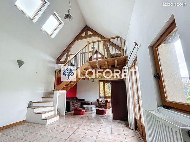 Maison 6 pièces 160 m²