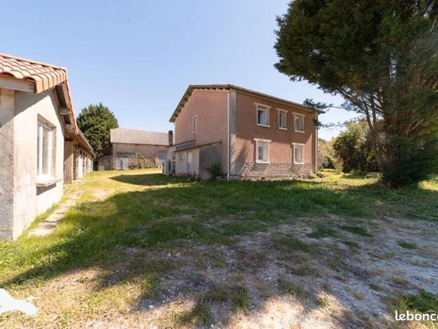 Maison 6 pièces 160 m²