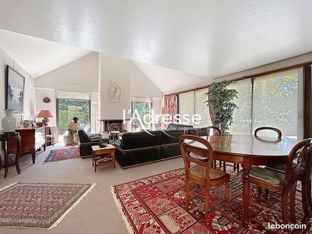 Maison 6 pièces 160 m²