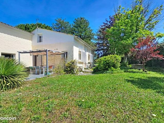 Maison 6 pièces 160 m²