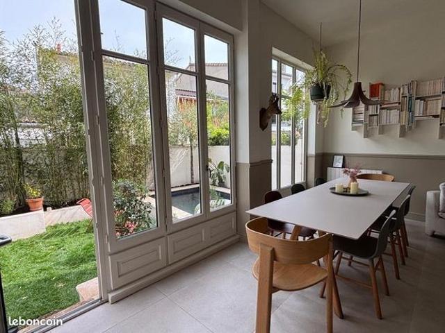 Maison 6 pièces 160 m²