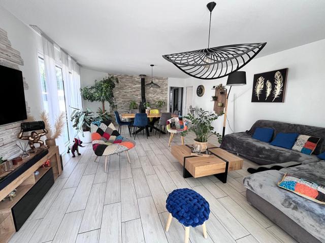 Maison 6 pièces 160 m²