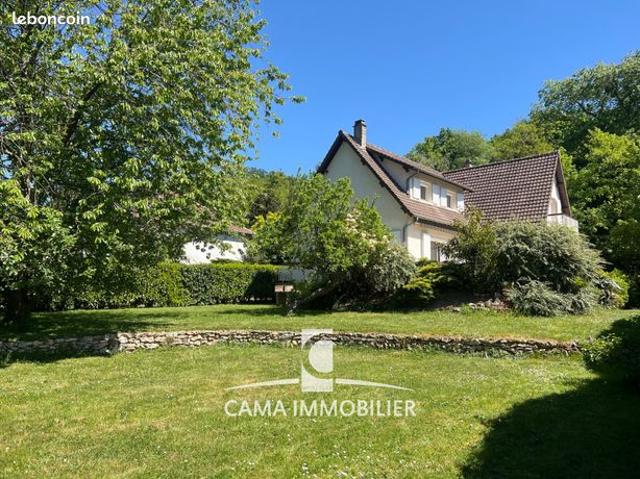 Maison 6 pièces 160 m²