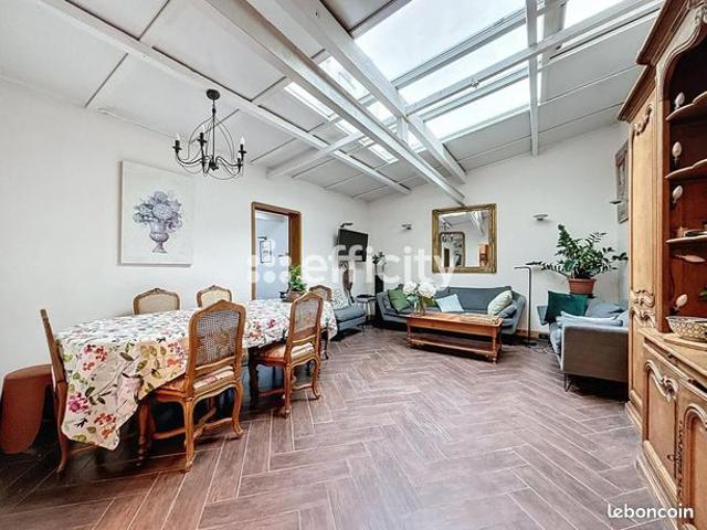 Maison 6 pièces 160 m²