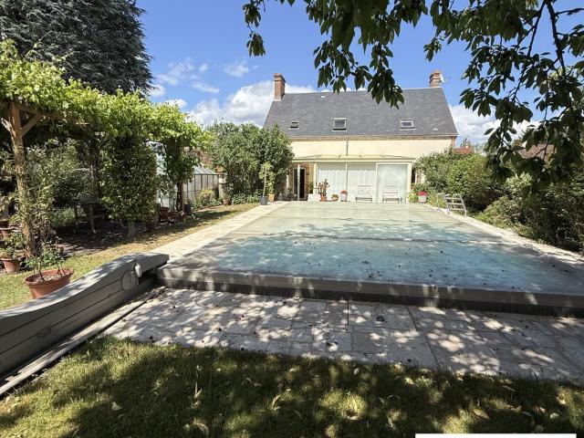 Maison 6 pièces 160 m²