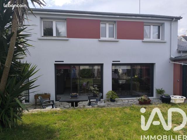 Maison 6 pièces 160 m²