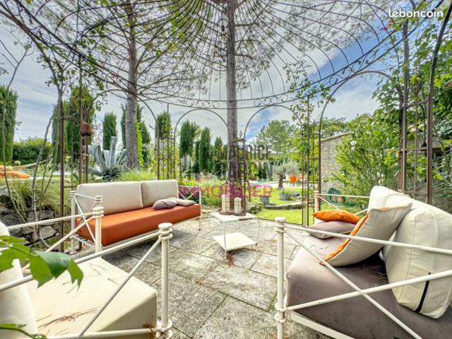 Maison 6 pièces 160 m²