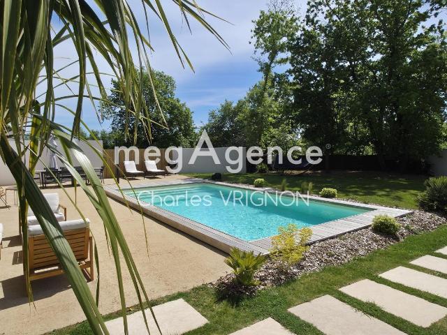 Maison 6 pièces 160 m²