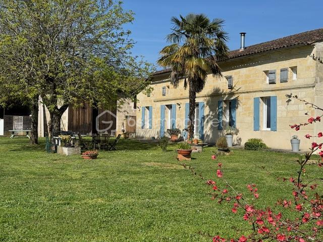Maison 6 pièces 160 m²