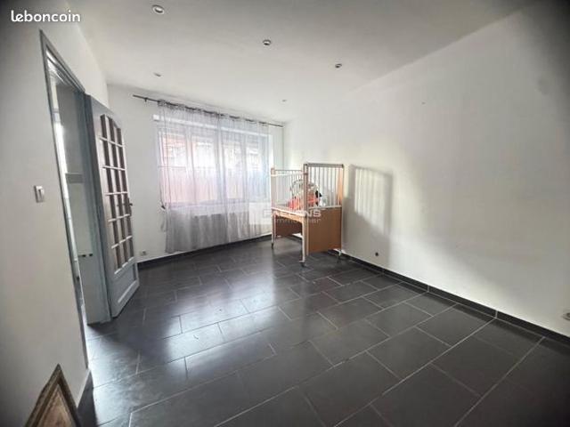 Maison 6 pièces 160 m²
