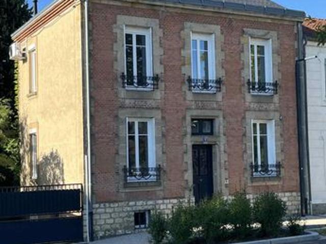 Maison 6 pièces 160 m²