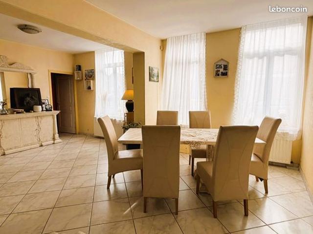 Maison 6 pièces 160 m²