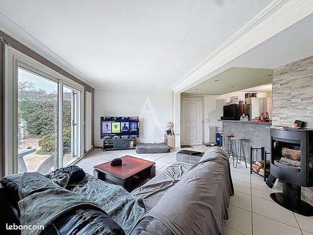 Maison 6 pièces 160 m²