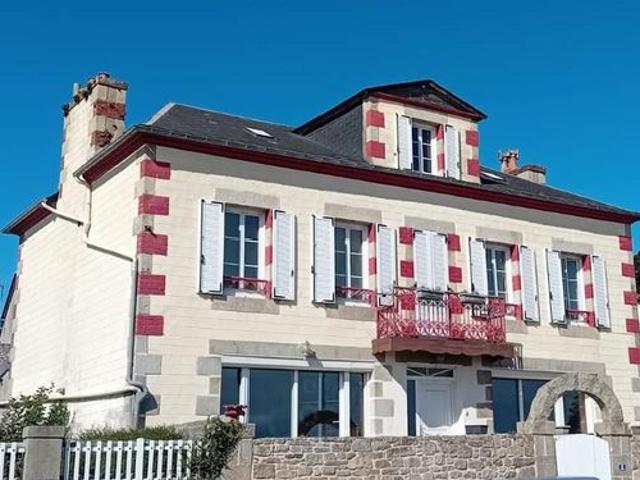 Maison 6 pièces 160 m²