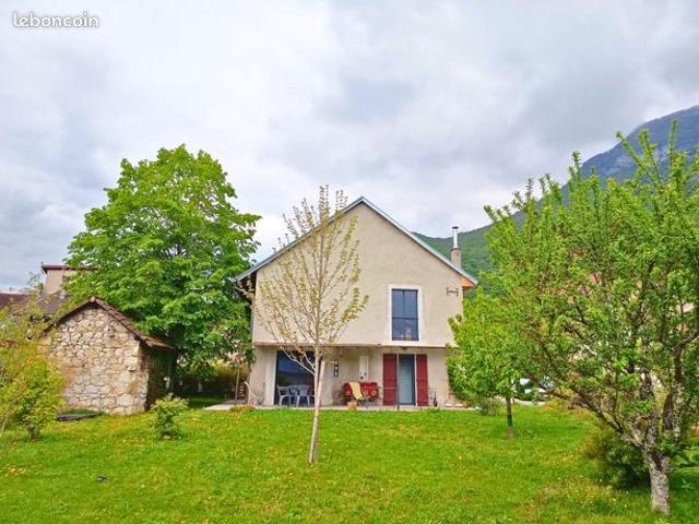 Maison 6 pièces 160 m²