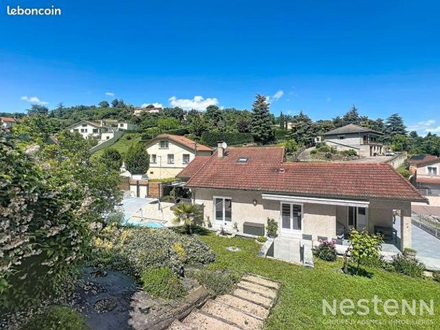 Maison 6 pièces 160 m²