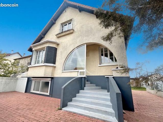 Maison 6 pièces 160 m²
