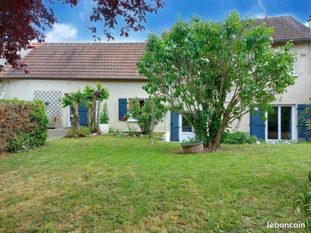 Maison 6 pièces 160 m²