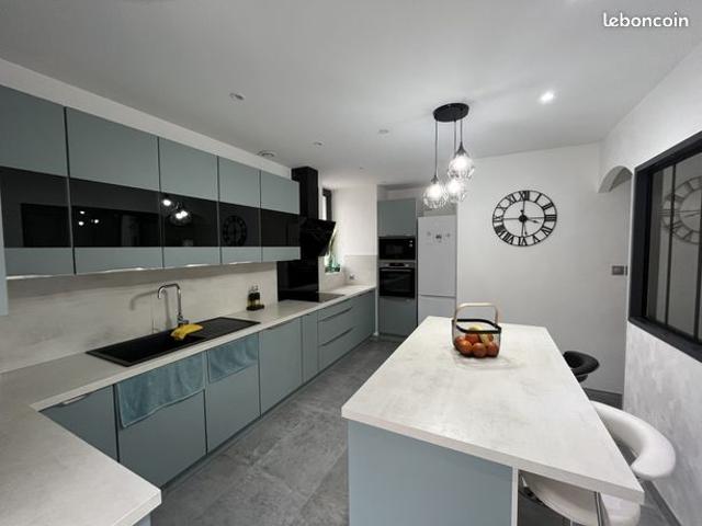 Maison 6 pièces 160 m²