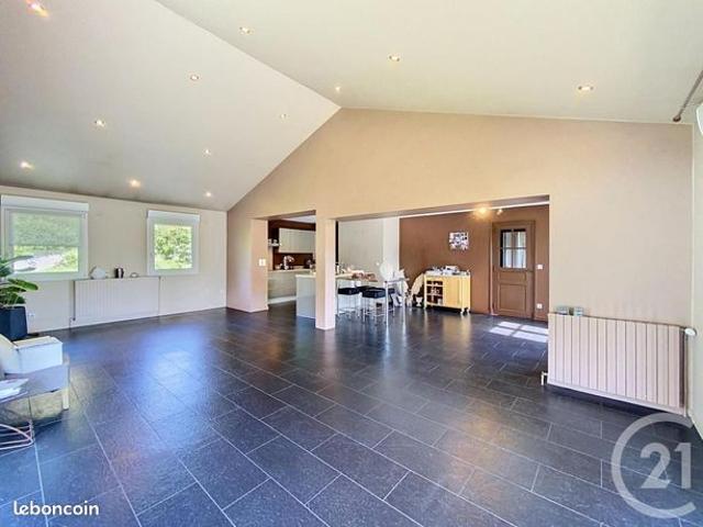 Maison 6 pièces 160 m²