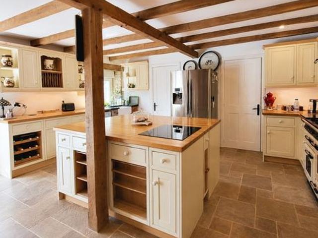Maison 6 pièces 160 m²