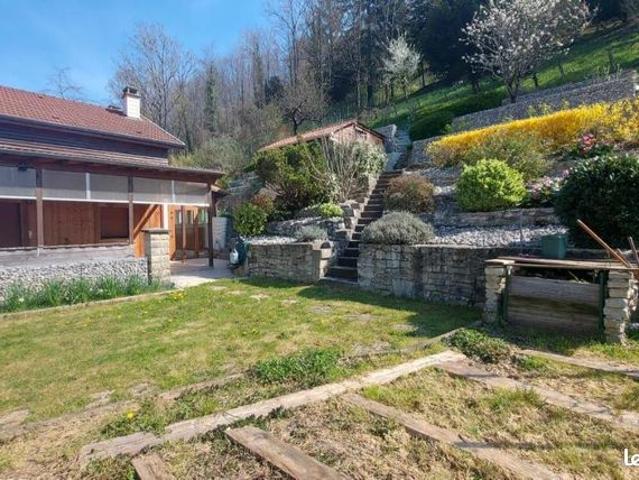 Maison 6 pièces 160 m²