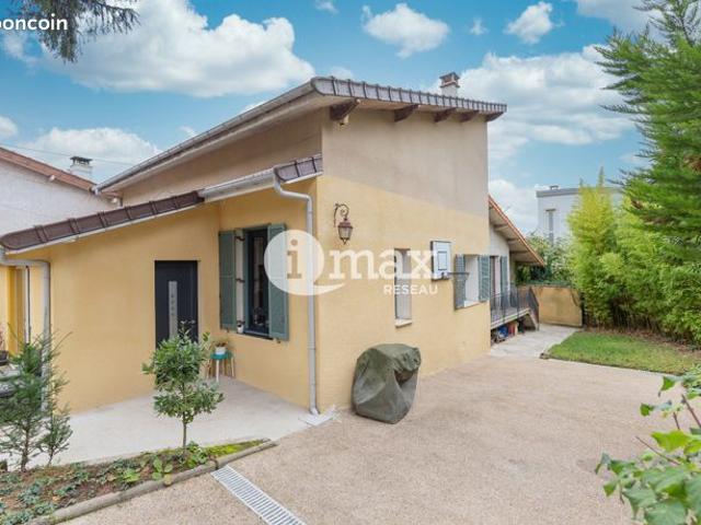Maison 6 pièces 160 m²