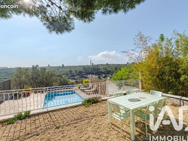Maison familiale 6 pièces 160 m²