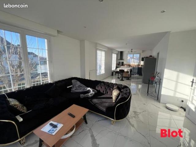 Maison 6 pièces 160 m²