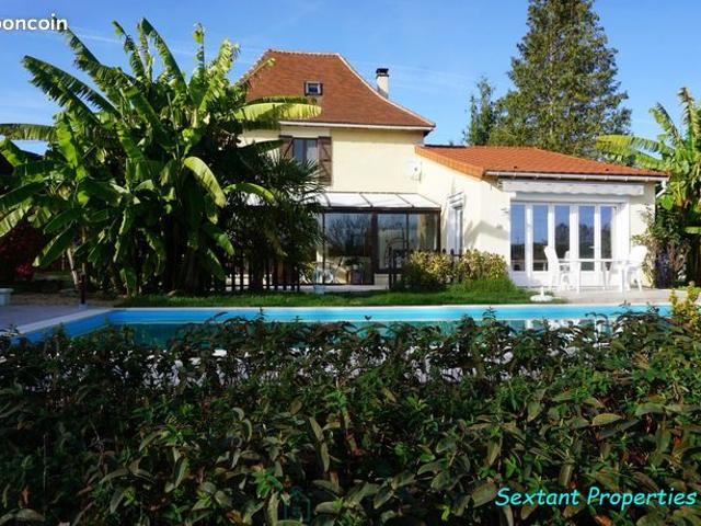 Maison 6 pièces 160 m²